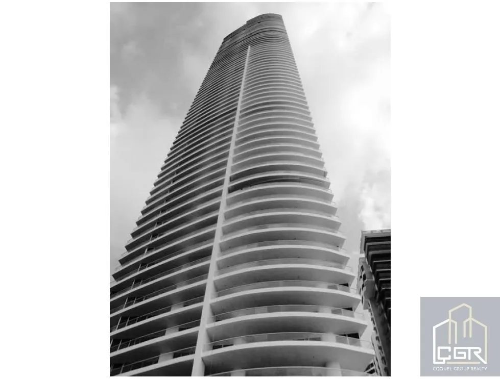 ALQUILER DE APARTAMENTO EN PH THE POINT PUNTA PAITILLA