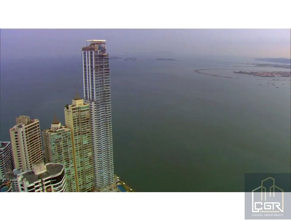 ALQUILER DE APARTAMENTO EN PH THE POINT PUNTA PAITILLA