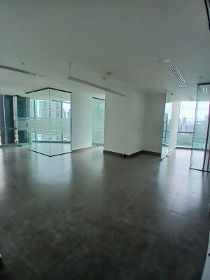 OFFICE FOR RENT 108M2