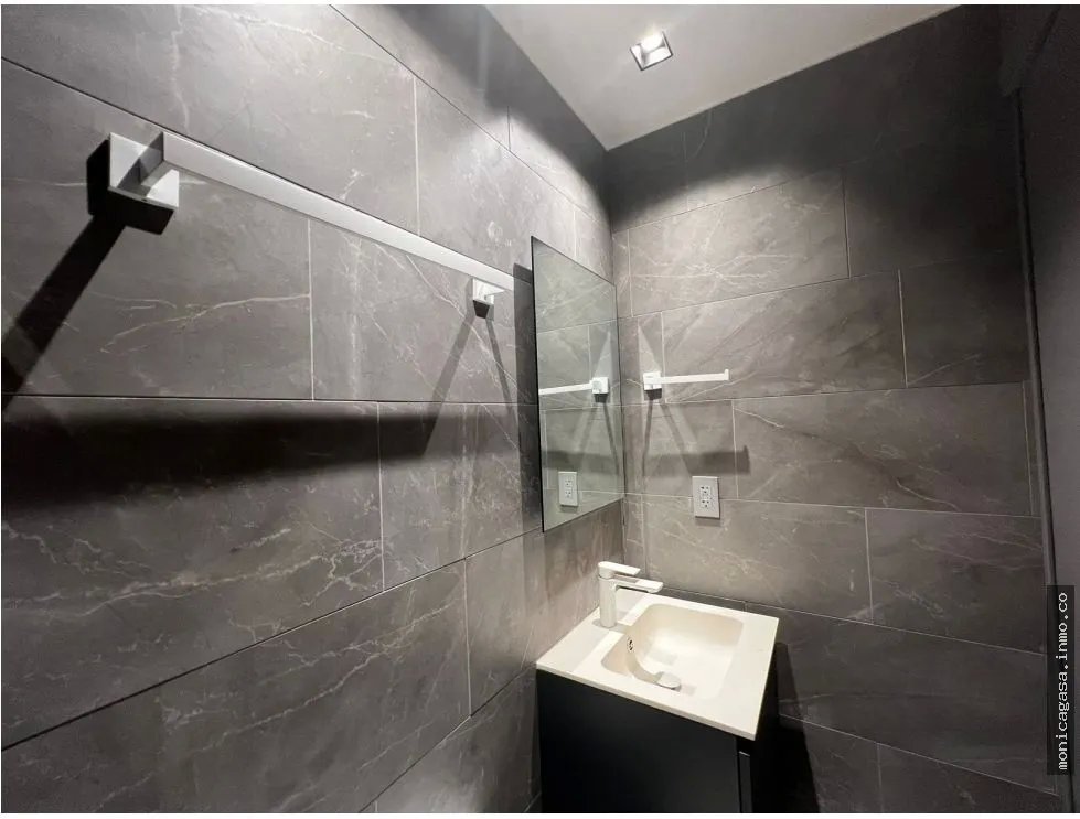Alquiler de Apartamento PH. NUOVO, Bella Vista,103m2