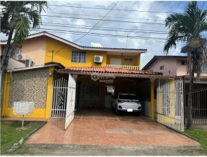 DON BOSCO / VILLA LAS ACACIAS / 195M / 4 HABITACIONES / 2 NIVELES