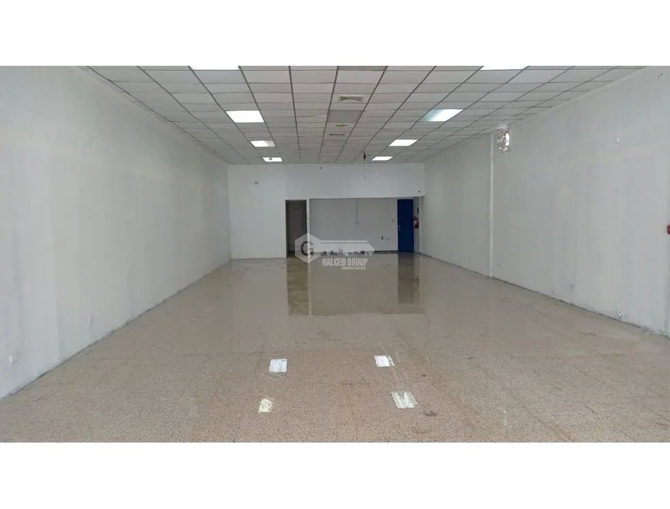 LOCAL COMERCIAL / BRISAS DEL GOLF / 175M / 2 BAÑOS / PLANTA BAJA