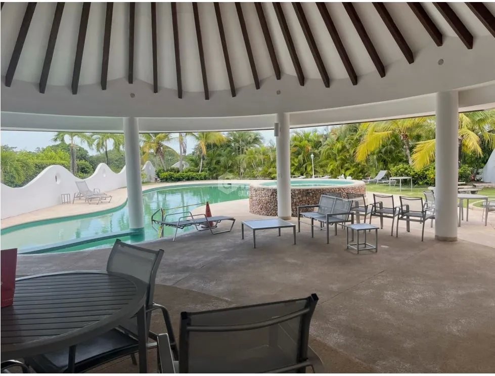 FOR SALE: 219M² APARTMENT IN PUNTA BARCO PH EL QUETZAL WITH BALCONY