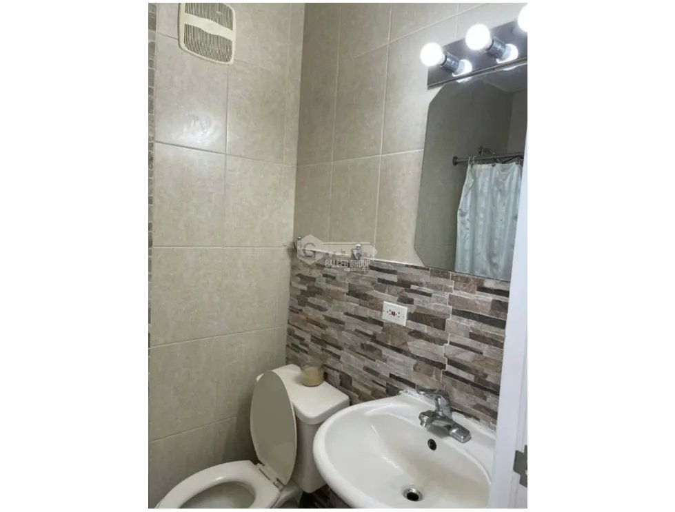 SE VENDE APARTAMENTO VIA PORRAS OASIS TOWER 83M 2 HABITACION INVERSION