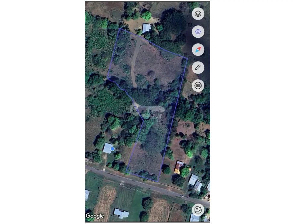 SE VENDE AMPLIO TERRENO EN COCLE NATA 1.54 HECTAREAS VIA ASFALTADA
