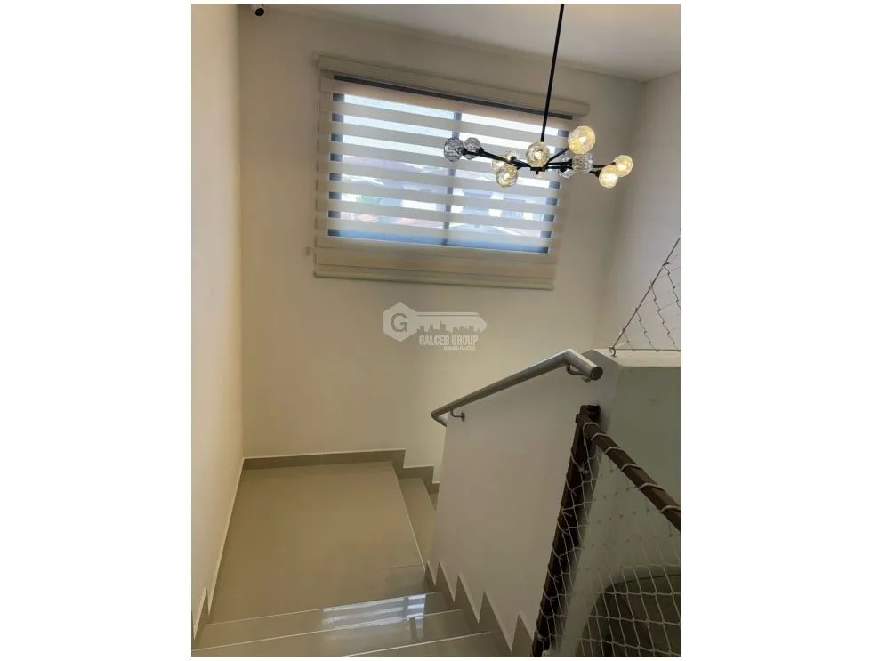 COSTA VERDE / PH SUNSET HILLS / 3 HABITACIONES / 328M / DOS NIVELES