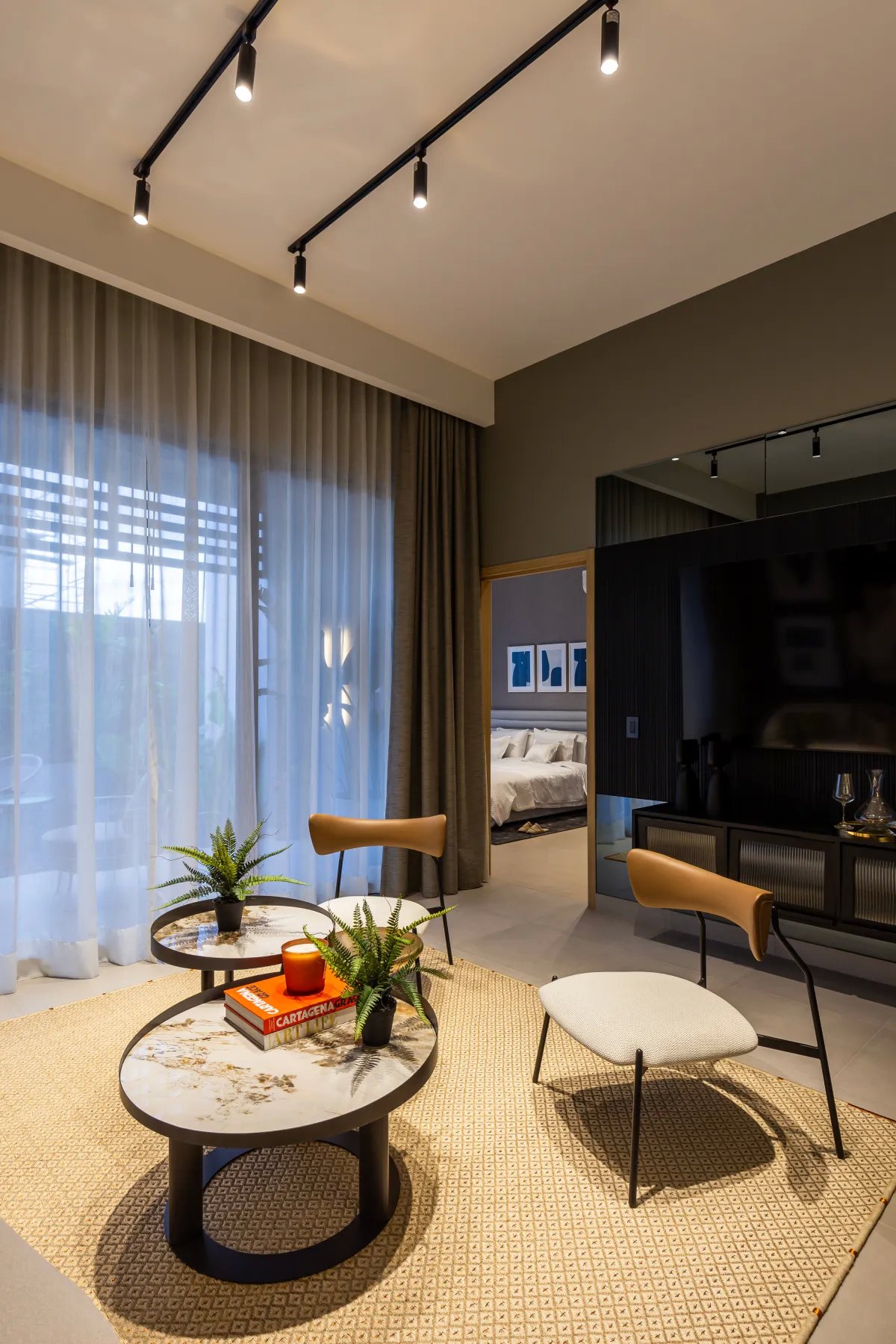 Spectacular Brand New Duplex in PH Stella - Immediate Delivery