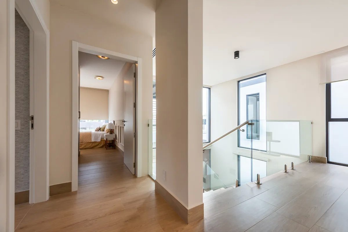 Spectacular Detached Single-Family Home: Maximum Spaciousness and Immediate Occupancy