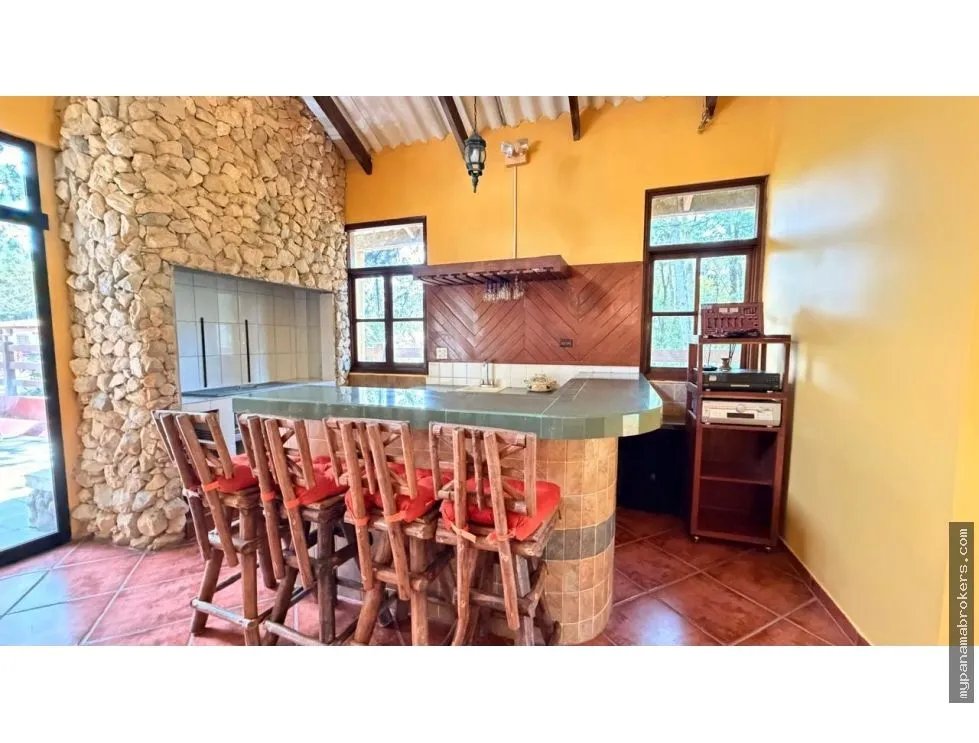Se Vende Casa en Altos de Cerro Azul - Paseo de la Fortaleza