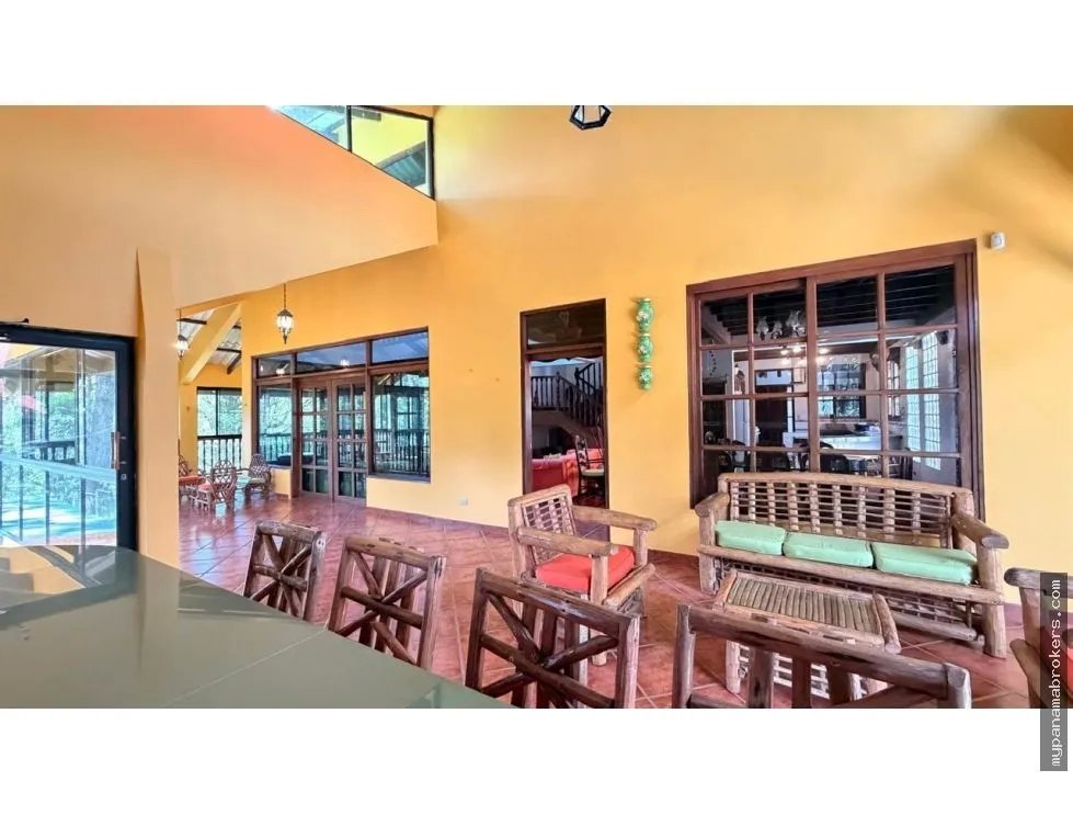 Se Vende Casa en Altos de Cerro Azul - Paseo de la Fortaleza