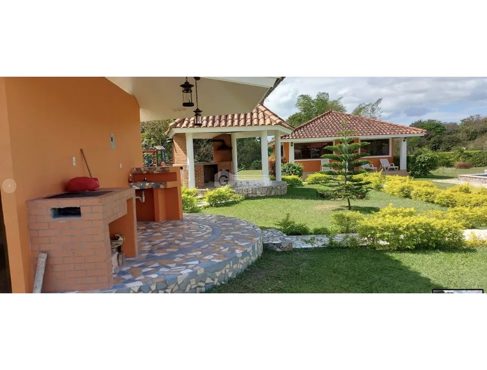 SPACIOUS LOT FOR SALE SAN CARLOS QUEBRADAS DEL VALLE 4000M SOCIAL AREA