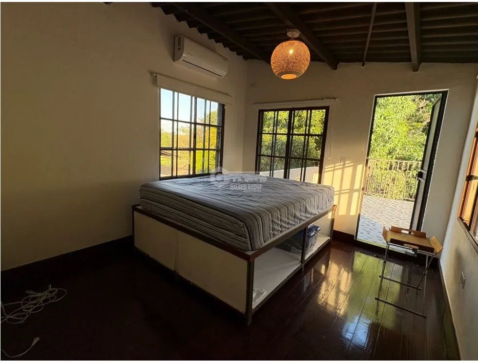 TWO-LEVEL HOUSE FOR SALE IN CHAME LLANO GRANDE 4203M WITH TERRACE