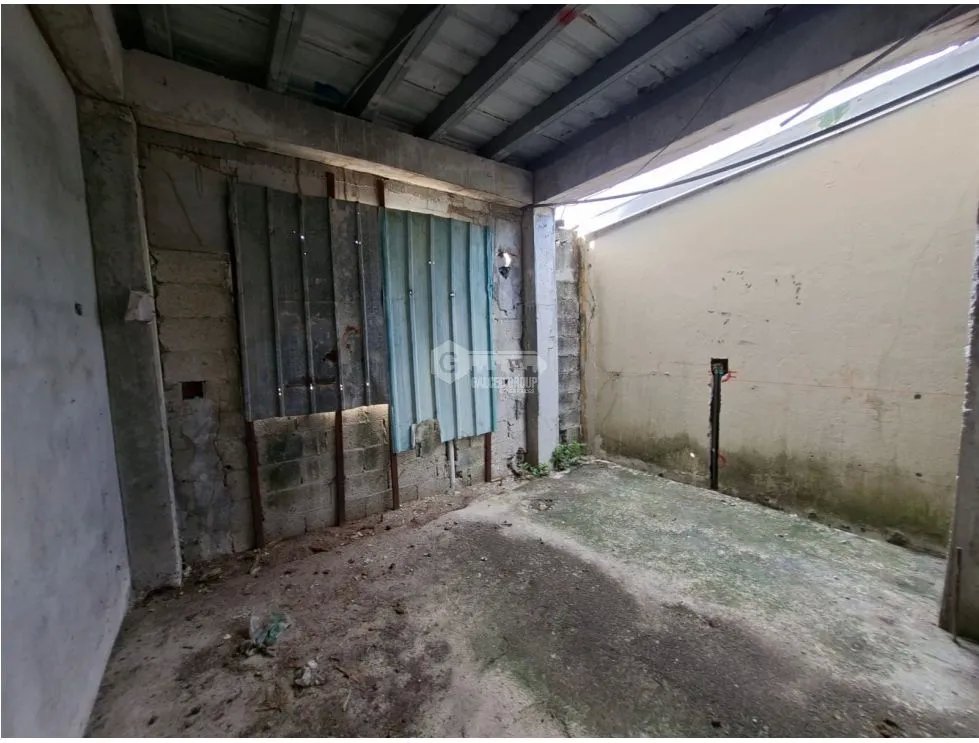 SE VENDE TERRENO CON CASA EN CONSTRUCCION LAS CUMBRES  650M NEGOCIABLE