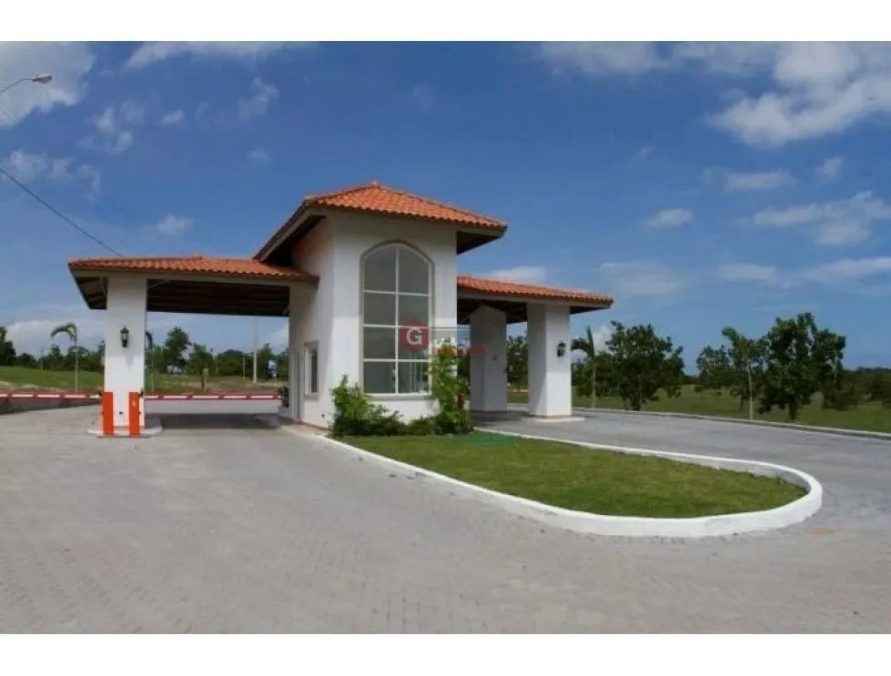 CORONADO / PALMERAS DEL GOLF / 1100 M2 / SPACIOUS LAND / GREEN AREAS