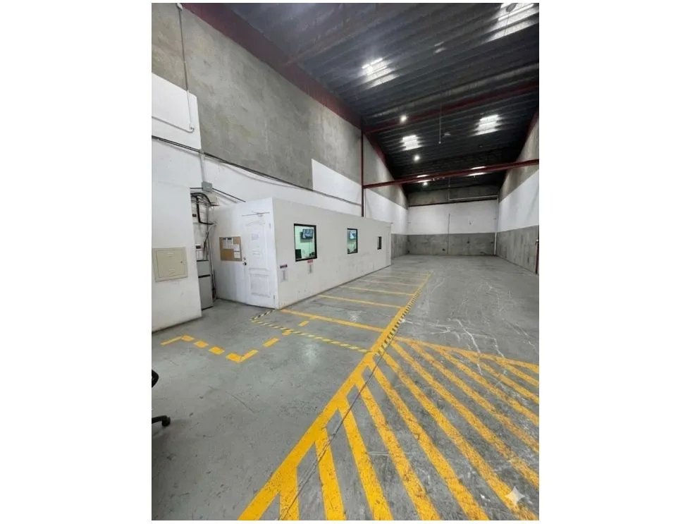Warehouse for rent in Albrook