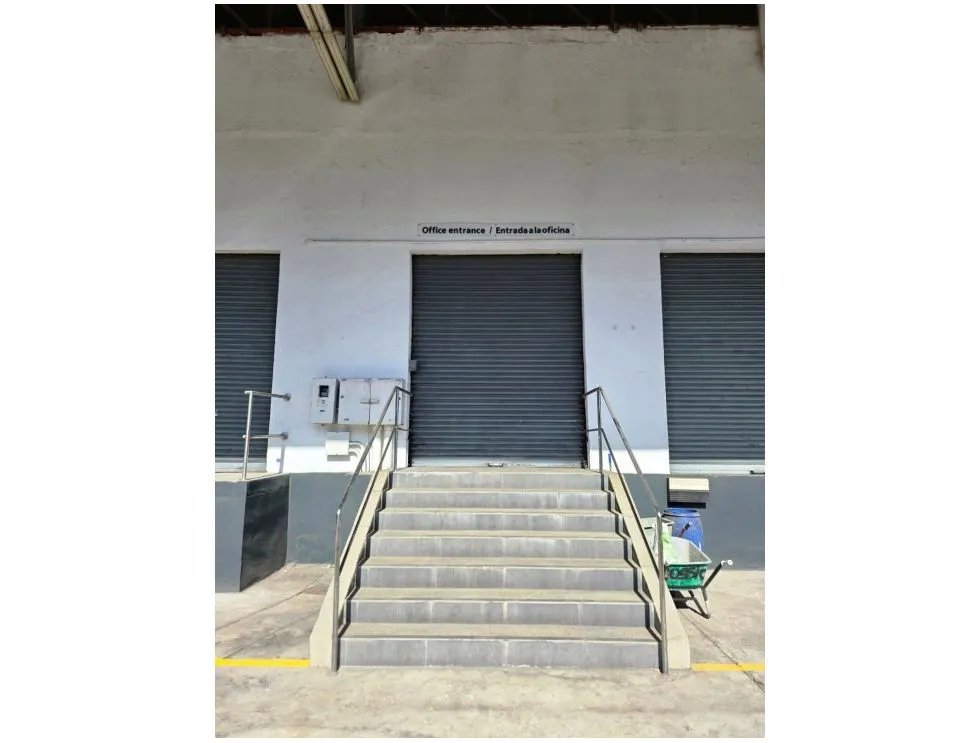 Warehouse for sale in Panama