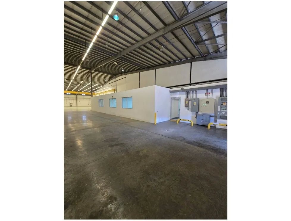 Warehouse for sale in Panama