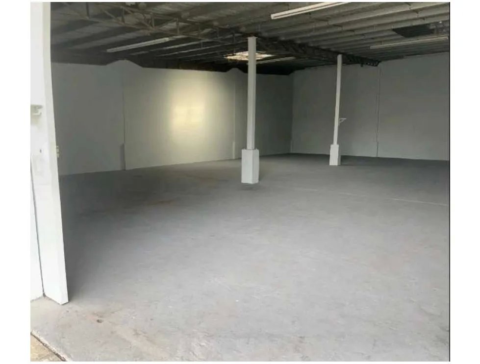 Alquiler de Bodega en Miraflores y Via Transístmica. Cod-J119