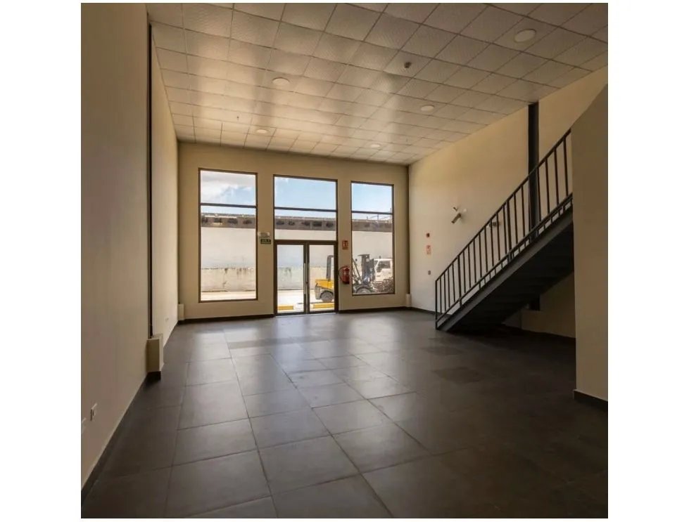 Galera en Alquiler en Vía Tocumen – 460 m²