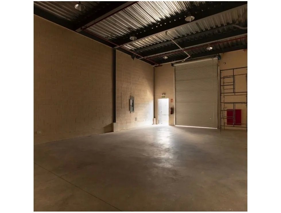 Galera en Alquiler en Vía Tocumen – 460 m²