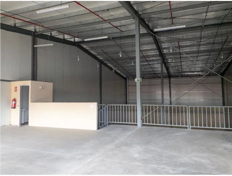 Galera en Alquiler en Vía Tocumen – 460 m²