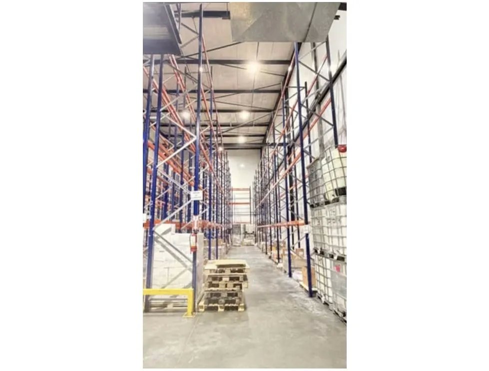 Alquiler de Bodega en Mañanitas, 560m2