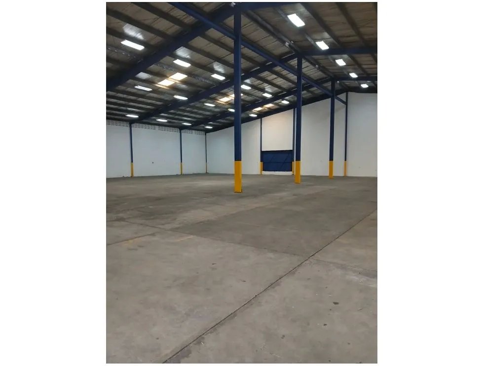 Warehouse Rental in Milla 8 Main Road, 1400m2