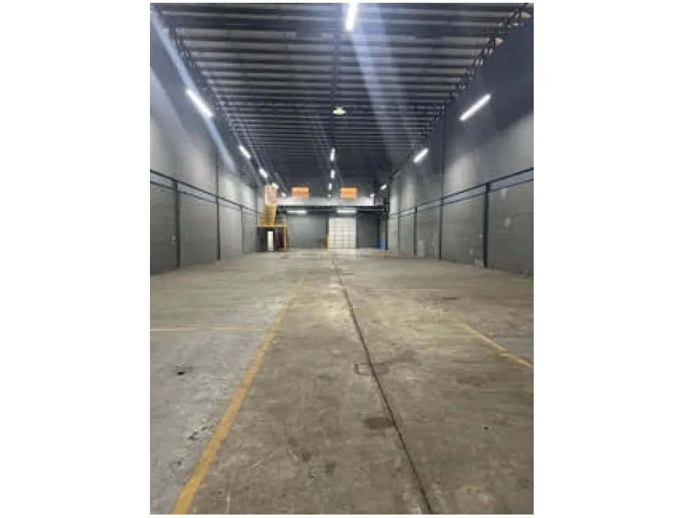 Warehouse Rental in Mañanitas 1,167 M2