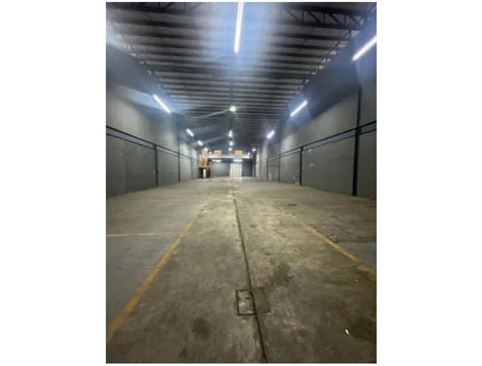 Warehouse Rental in Mañanitas 1,167 M2