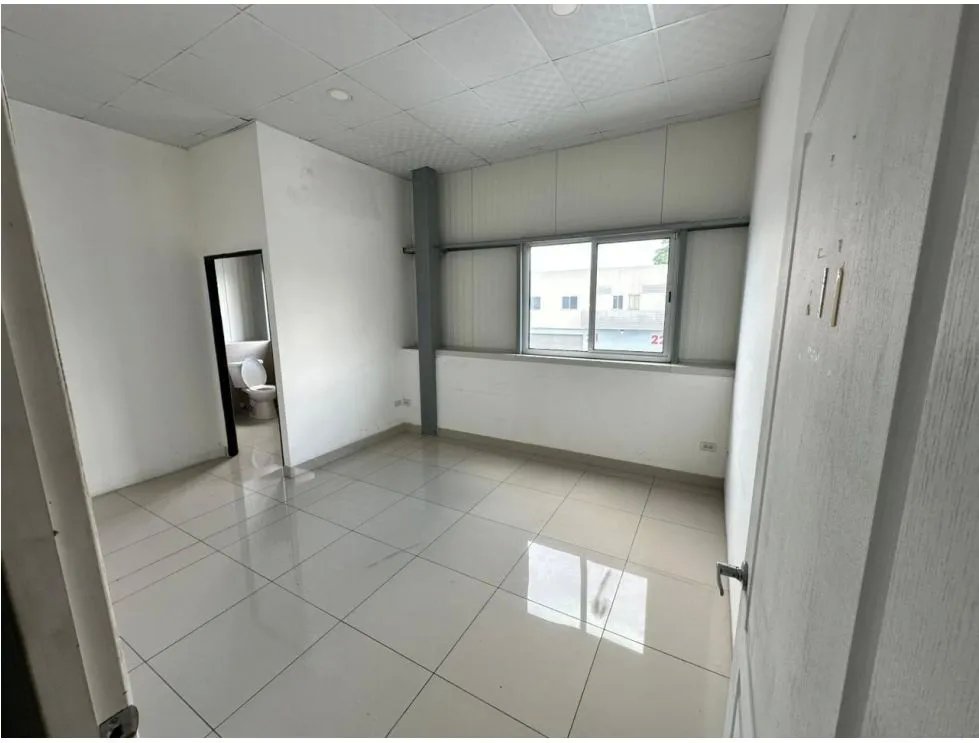 Commercial Warehouse for Rent on Via Tocumen, 480M2, $3,845