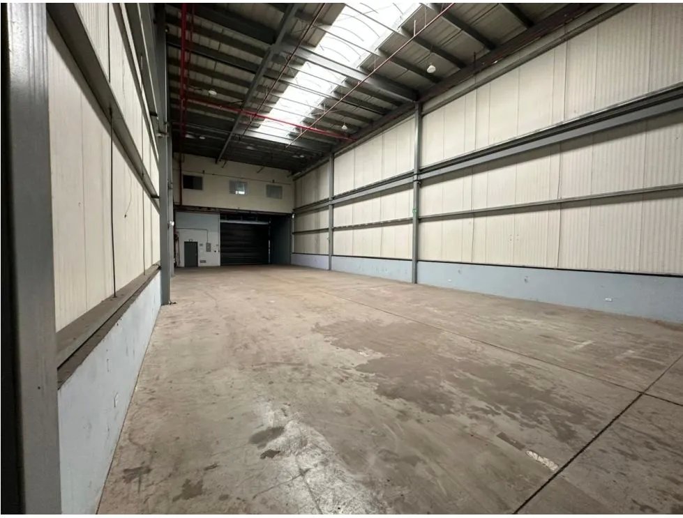 Commercial Warehouse for Rent on Via Tocumen, 480M2, $3,845
