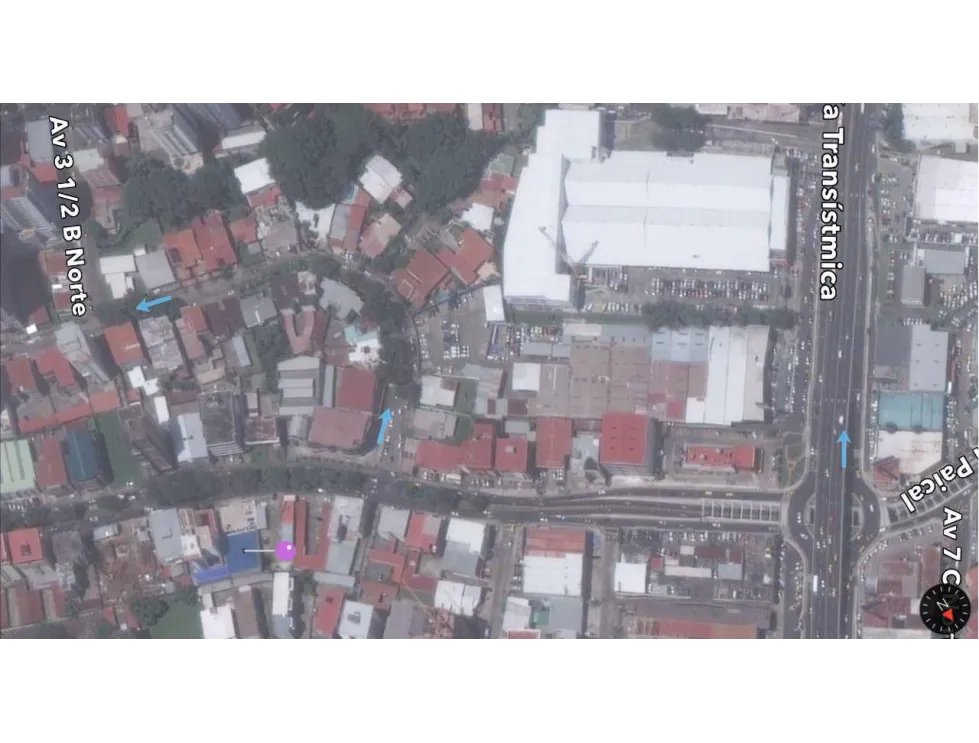 Sale of Land with Commercial Spaces in El Carmen 918m2 RM3-C2