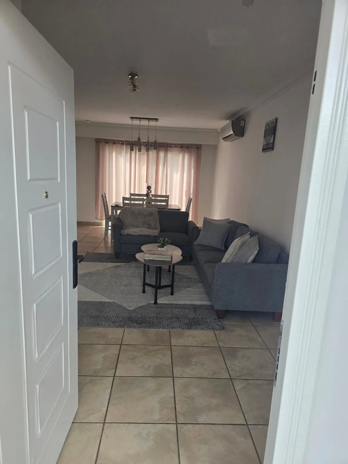 House for Rent in PH Everest – Brisas del Golf Norte (Paseo del Norte)