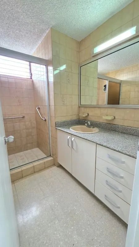 Opportunity to Acquire a Centrally Located Apartment in Obarrio, PH Monaco
