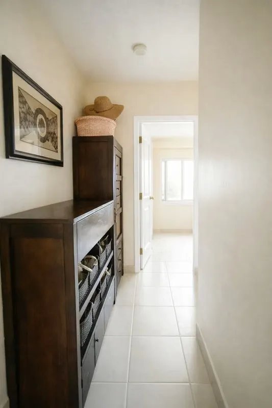 Mortgage-Free and Ready to Move In! Apartment in Edison Park