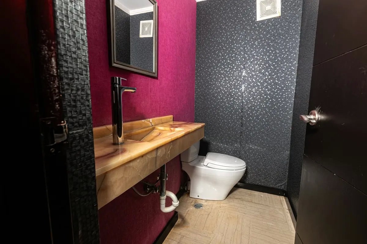 Bargain PH Los Delfines 280m² Remodeled and Ocean View