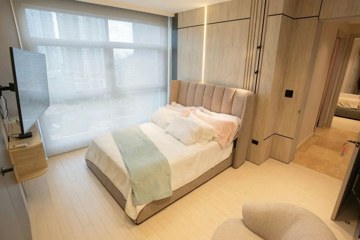 Beautiful and Spacious Apartment in Punta Pacífica, 100% Remodeled