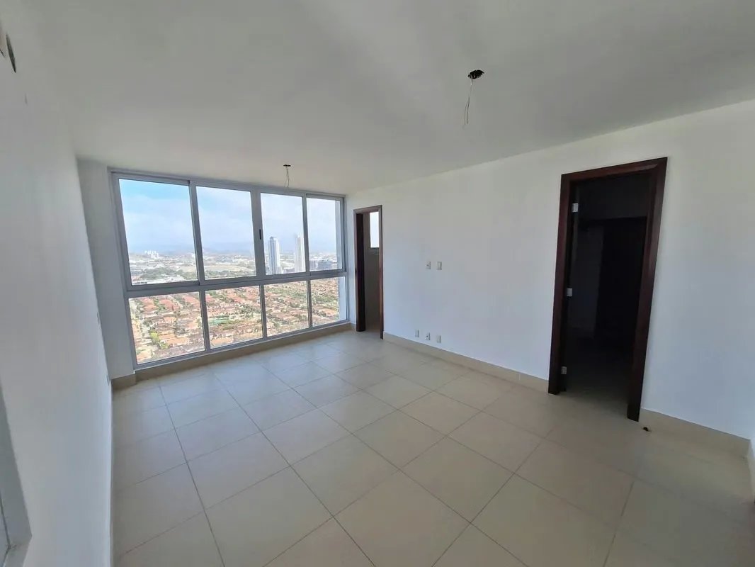 PH Breeze Costa del Este 242 m², 3 Bedrooms + Maid's Quarters, Never Lived In