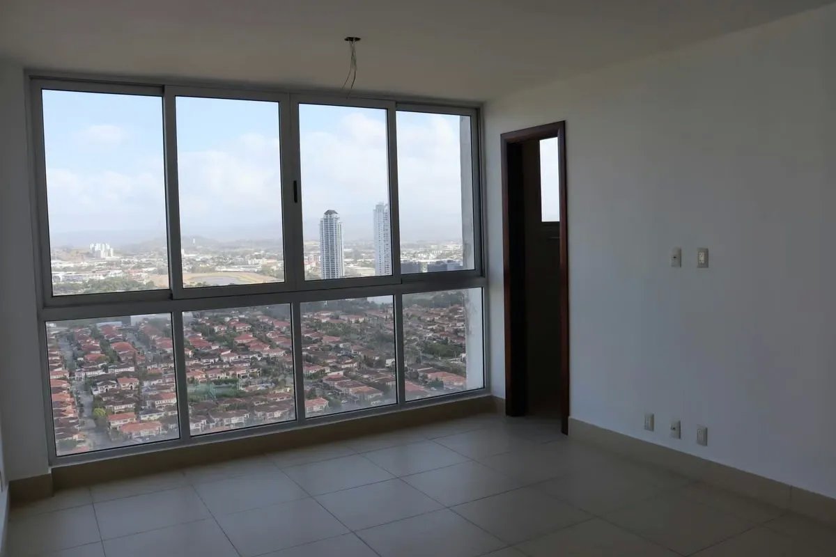 PH Breeze Costa del Este 242 m², 3 Bedrooms + Maid's Quarters, Never Lived In