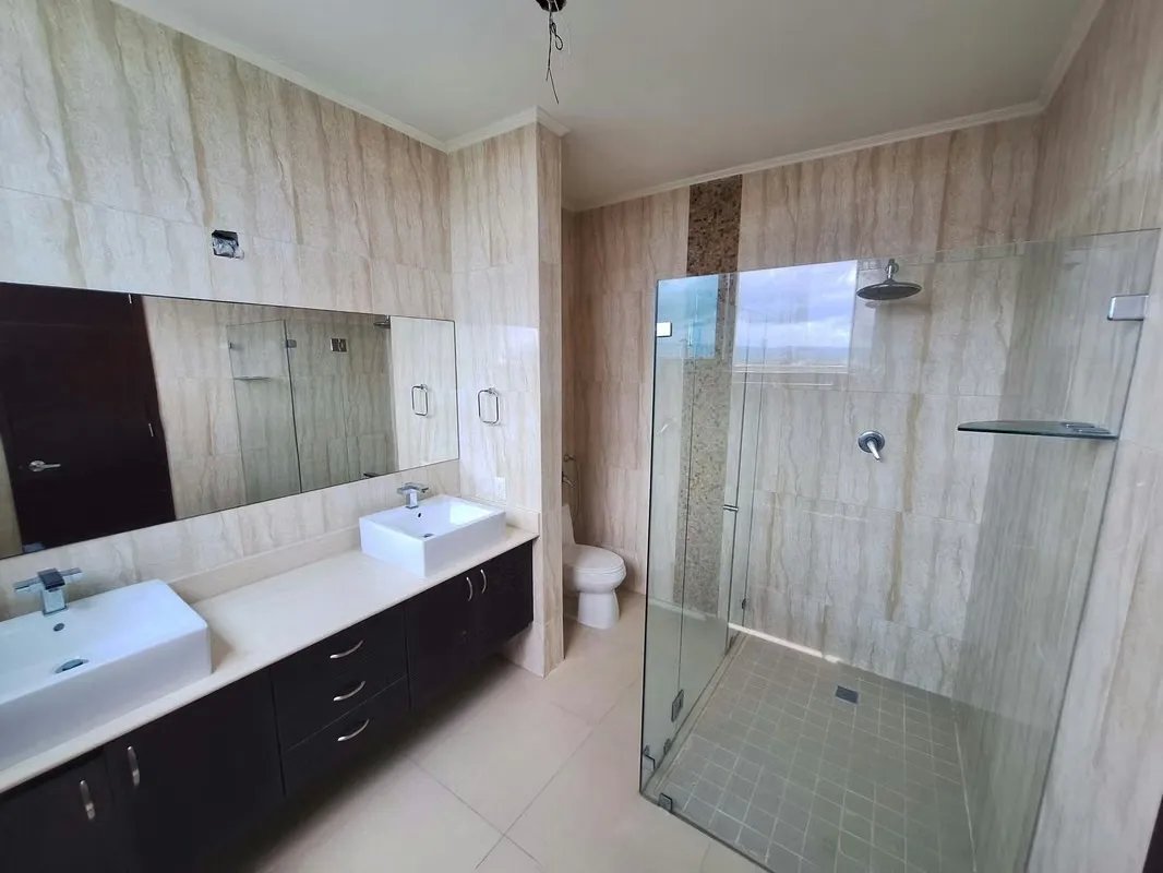 PH Breeze Costa del Este 242 m², 3 Bedrooms + Maid's Quarters, Never Lived In