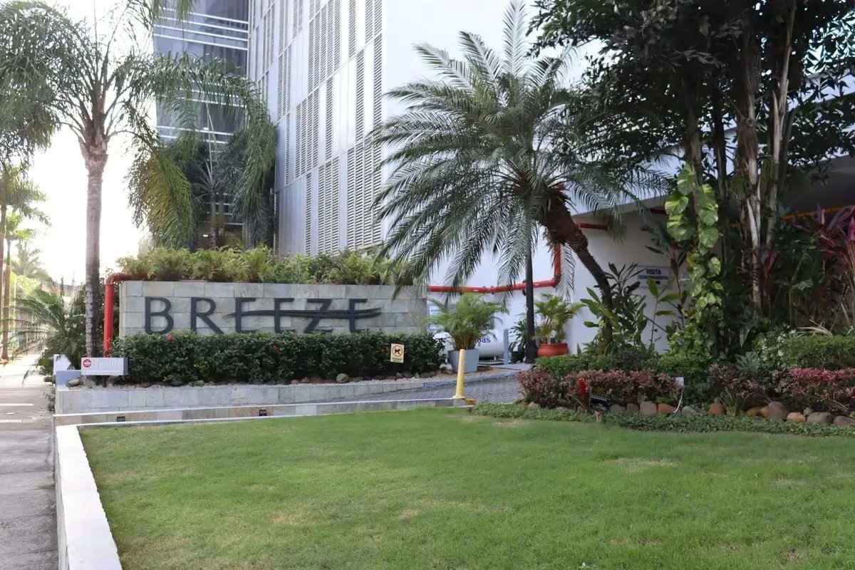 PH Breeze Costa del Este 242 m², 3 Bedrooms + Maid's Quarters, Never Lived In