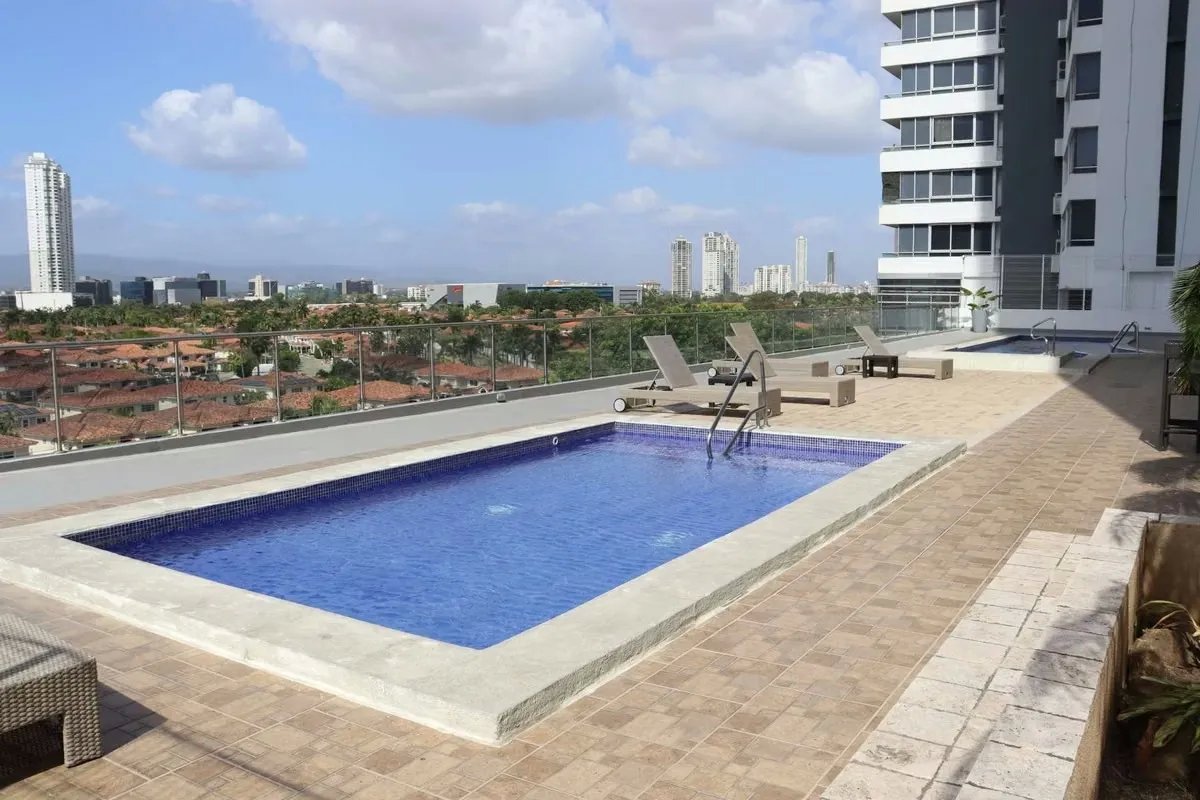 PH Breeze Costa del Este 242 m², 3 Bedrooms + Maid's Quarters, Never Lived In