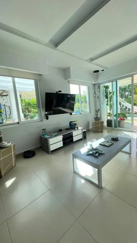 Exclusive Ground Floor Apartment in Bijao, Beachfront, with Pool and Private Garden