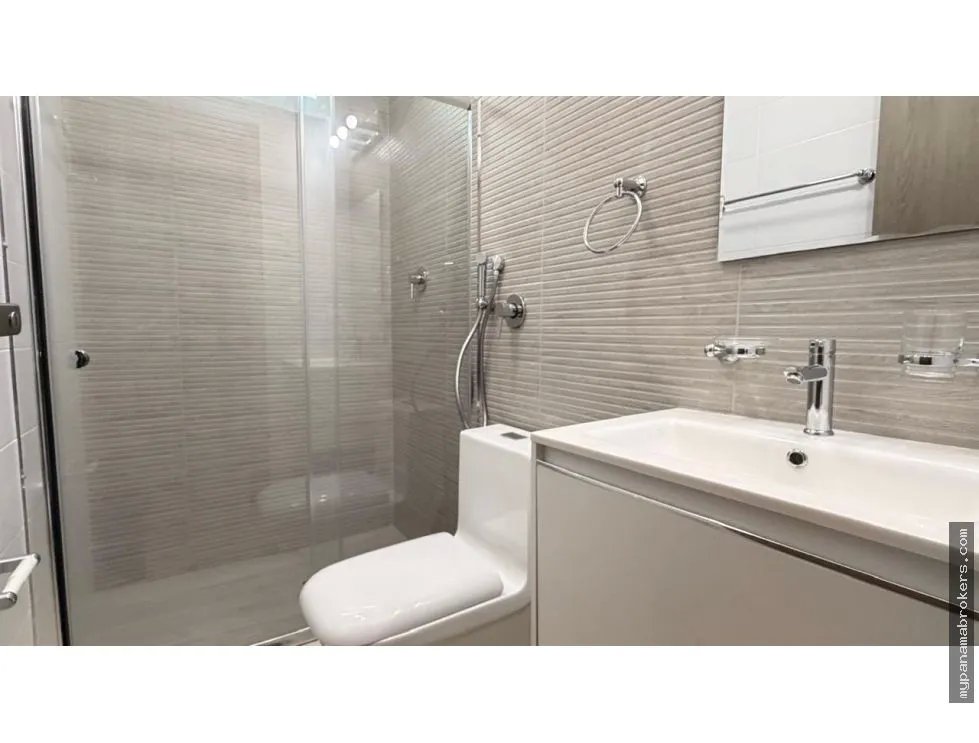 Apartment for Rent on 12 de Octubre Avenue