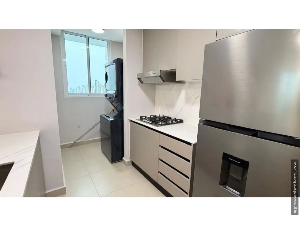 Apartment for Rent on 12 de Octubre Avenue