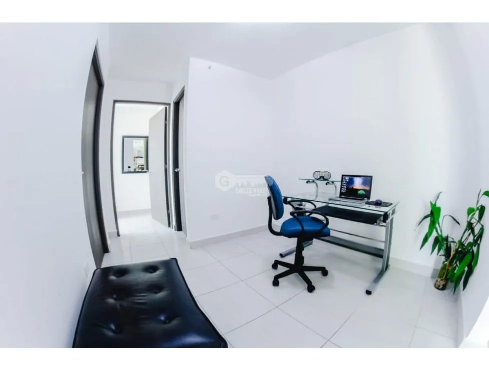 Vía España / Metropolitan Park / 2 Bedrooms / Balcony / White Appliances