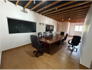 OFFICE / SAN FRANCISCO / 130M / 2 BATHROOMS / 3 LEVELS / KITCHENETTE