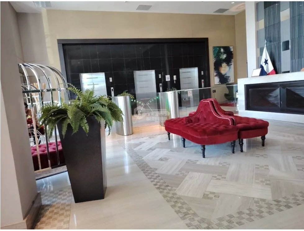 SE ALQUILA  OFICINA COSTA DEL ESTE PLAZA REAL 1207M CON DIVISIONES