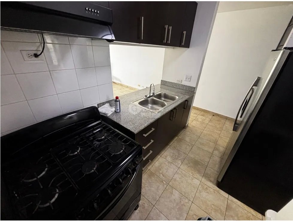 TRANSISTMICA / COSMOPOLITAN TOWER / 78M / 2 BEDROOM / FURNISHED