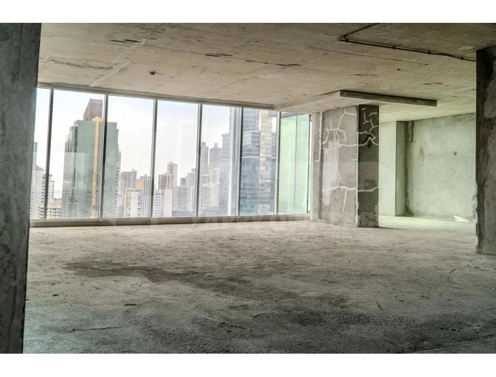 Alquiler de oficinas en Fortune Plaza, Obarrio. L/Y